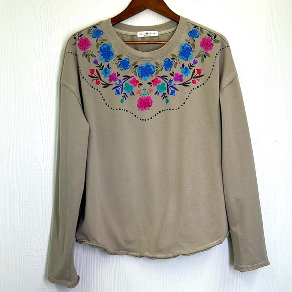 Natural Life - Maia Light Grey Floral Neckline Oversized Sweatshirt Size Medium - Picture 7 of 10